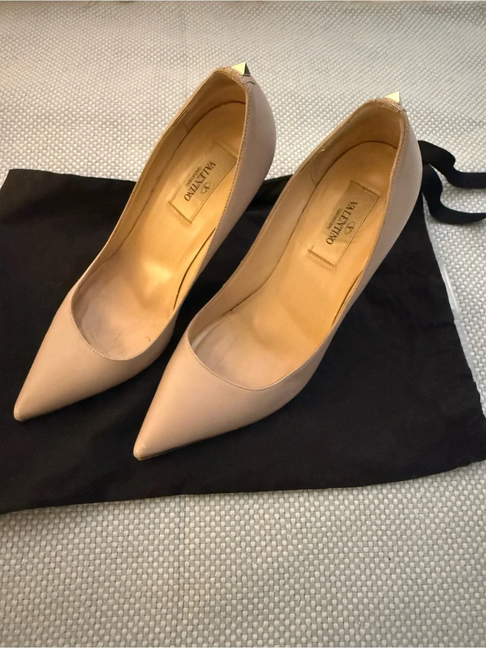 Valentino Nude Pointed-Toe Leather Stiletto Pumps